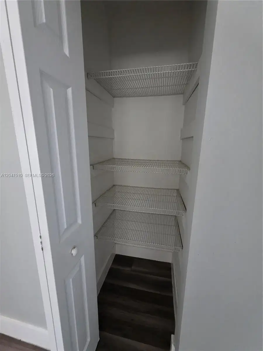 15 Esplanade Dr # B, Miami Springs FL 33166 photo 5