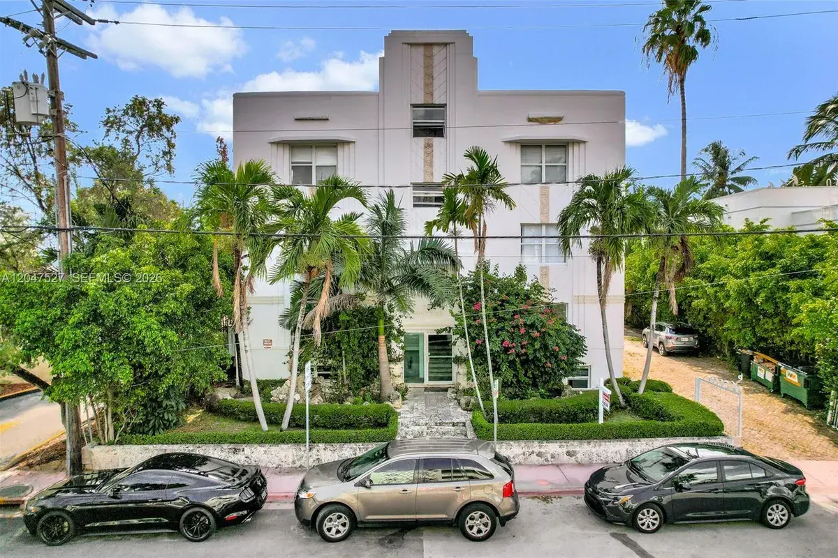 4035 N Meridian Ave PH, Miami Beach FL 33140