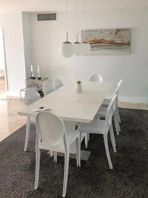 5701 Collins Ave # 1415, Miami Beach FL 33140