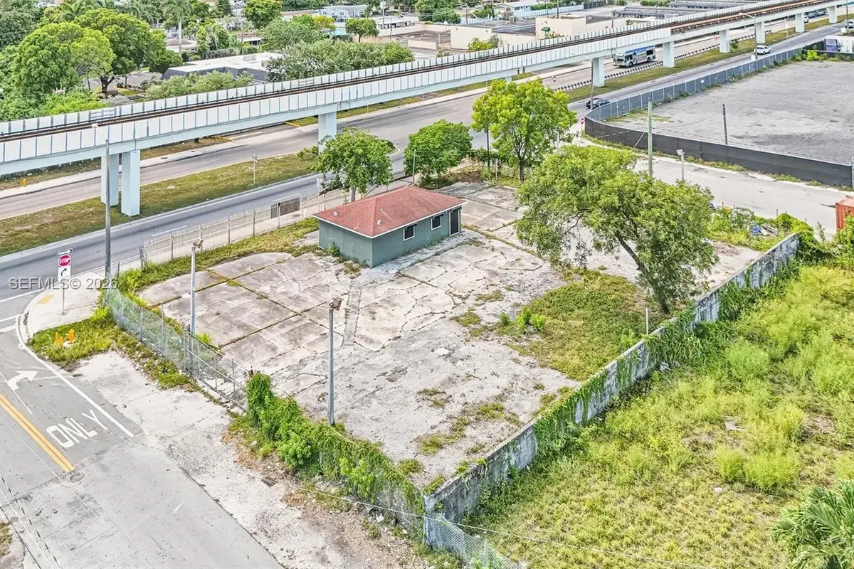 6801 NW 27th Ave, Miami FL 33147