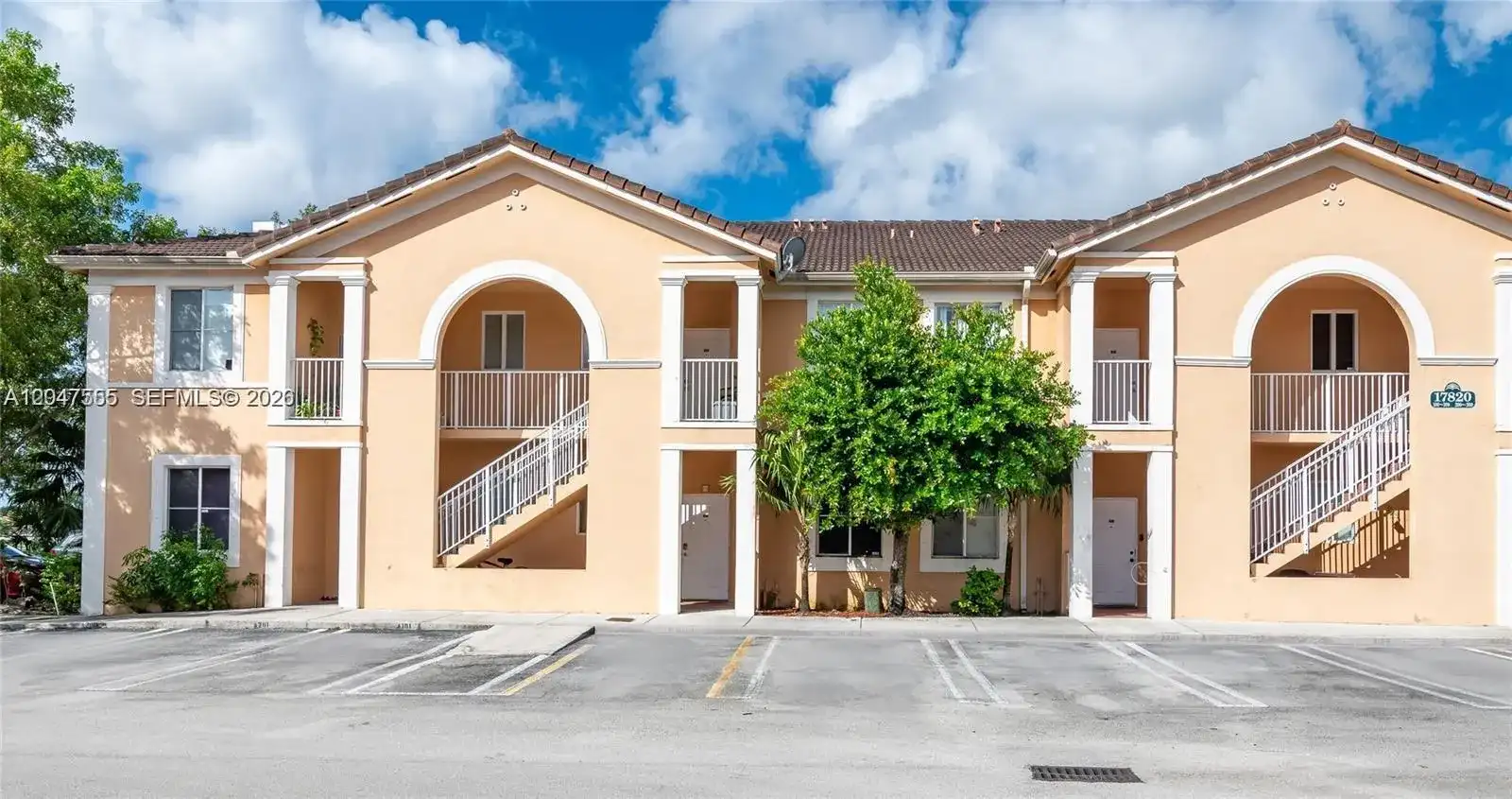 17820 NW 73rd Ave # 1, Hialeah FL 33015