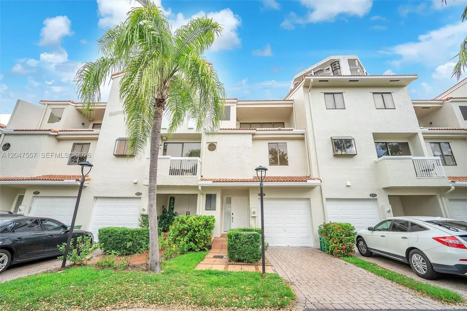 21391 Marina Cove Cir # K, Aventura FL 33180