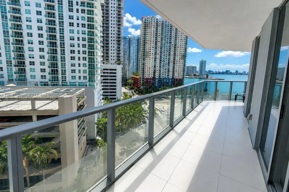 1300 Brickell Bay Dr # 1110, Miami FL 33131