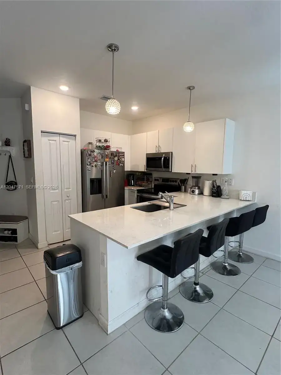 20368 NW 4th Path, Miami Gardens FL 33169 photo 5