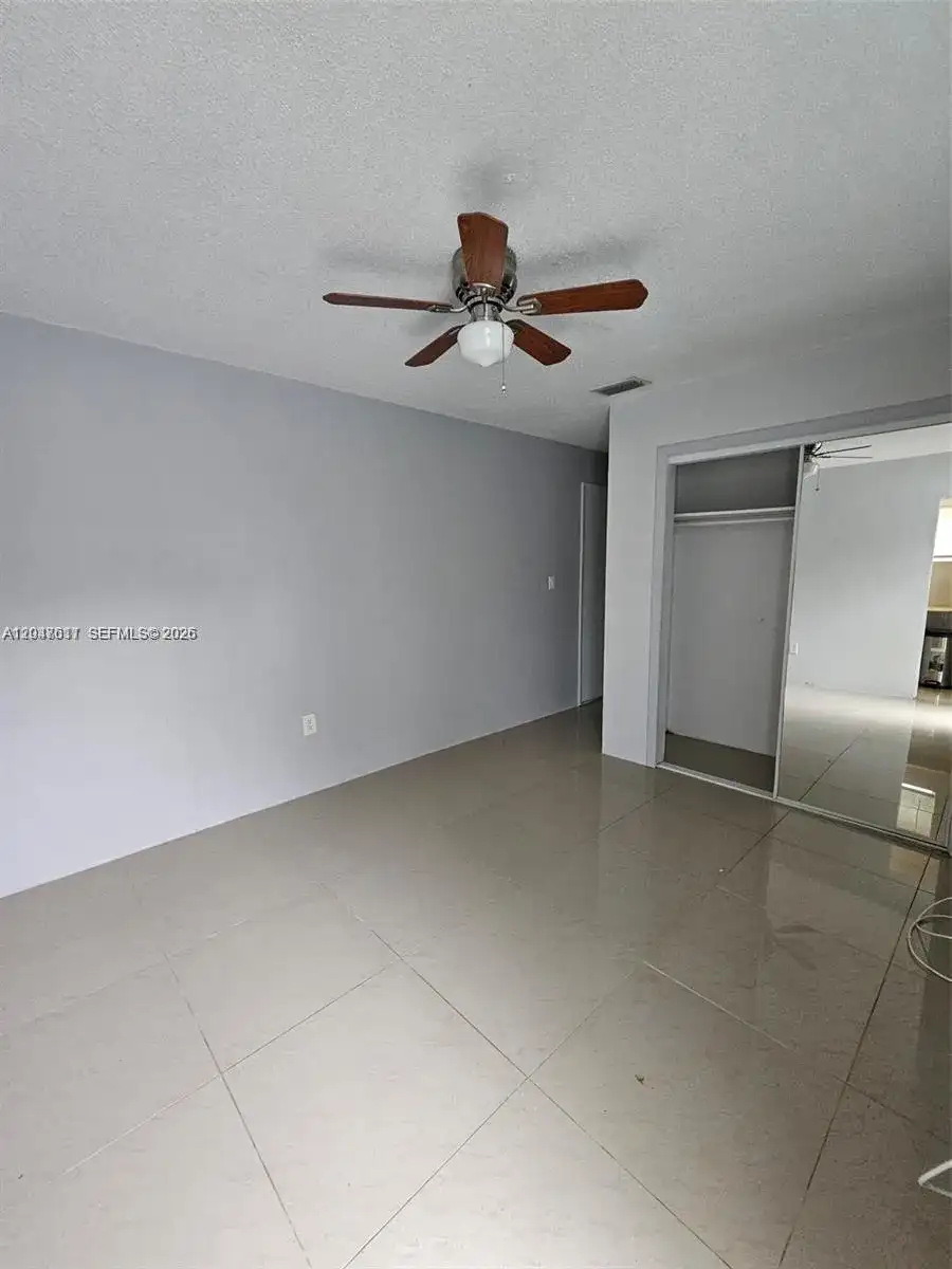 917 SW 16th St # 2, Fort Lauderdale FL 33315 photo 2