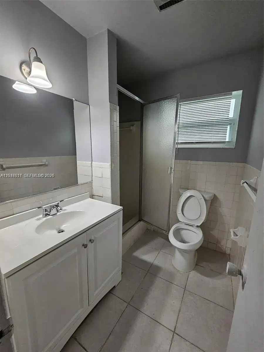 917 SW 16th St # 2, Fort Lauderdale FL 33315 photo 4