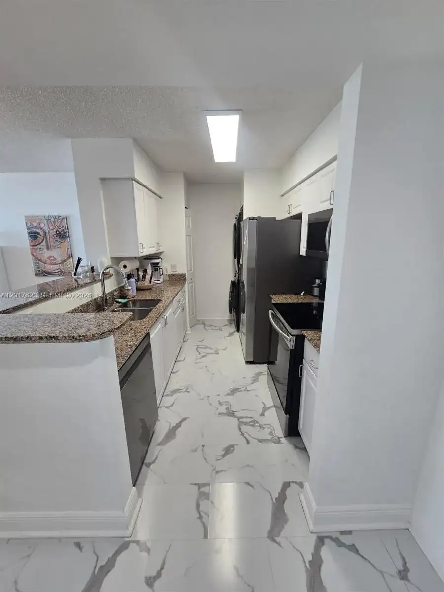 1155 Brickell Bay Dr # 1005, Miami FL 33131 photo 5