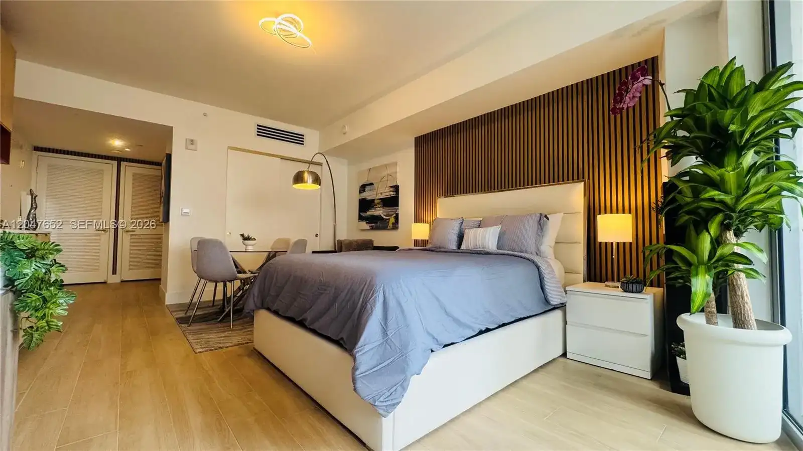 90 NE 32 St # 613, Miami FL 33137