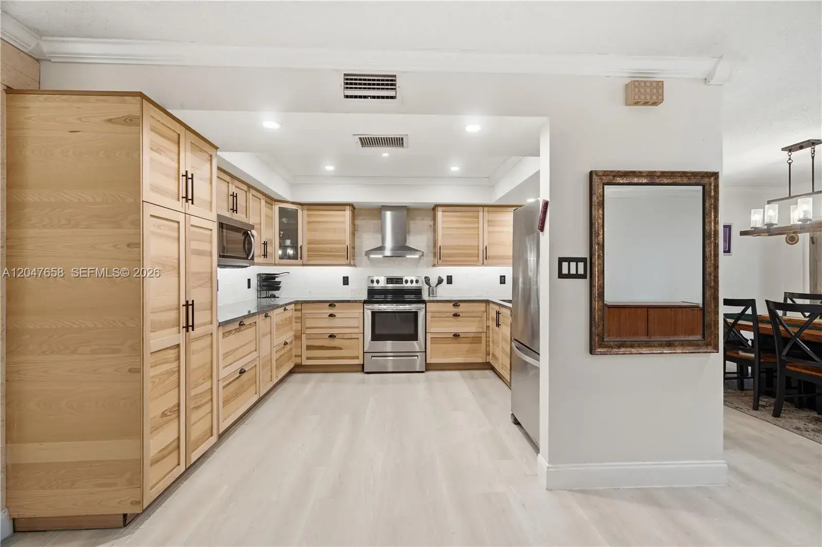 2822 N 34th Ave, Hollywood FL 33021