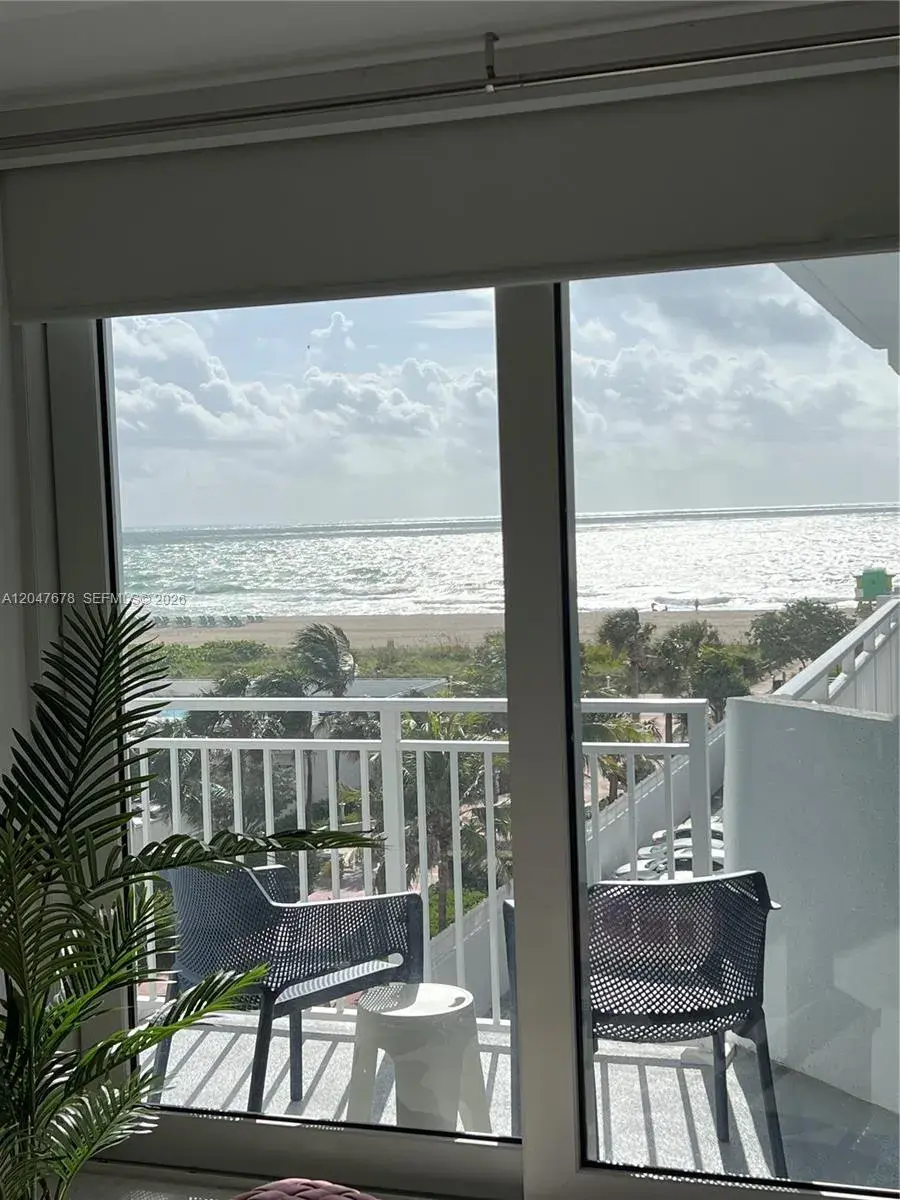 345 Ocean Dr # 525, Miami Beach FL 33139