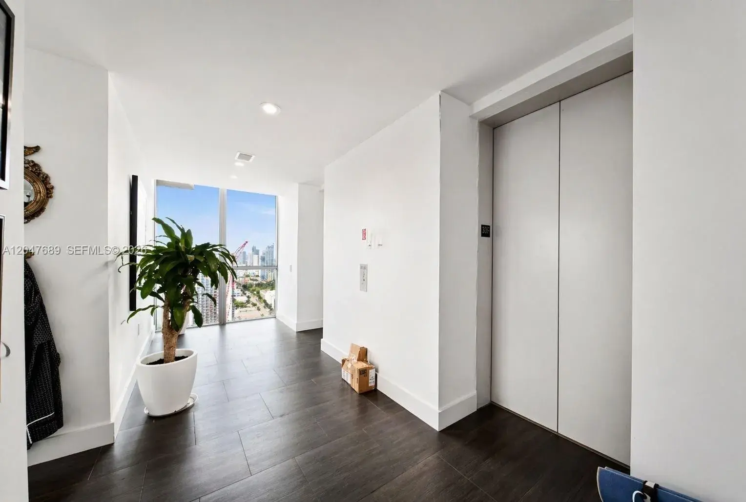 1100 Biscayne Blvd # 3708, Miami FL 33132