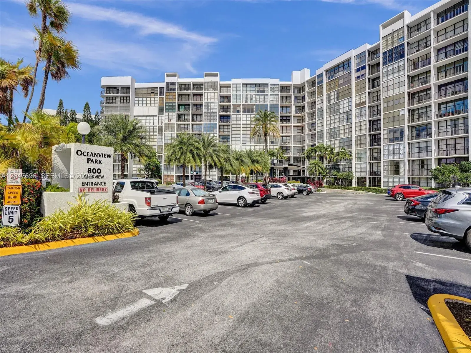 800 Parkview Dr # 131, Hallandale Beach FL 33009