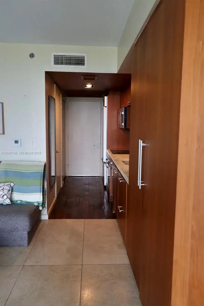 50 Biscayne Blvd # 606, Miami FL 33132 photo 5