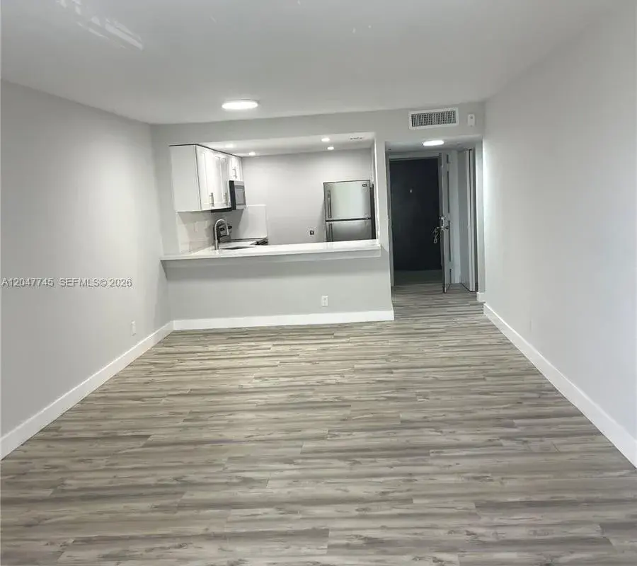 2101 Atlantic Shores Blvd # 505, Hallandale Beach FL 33009