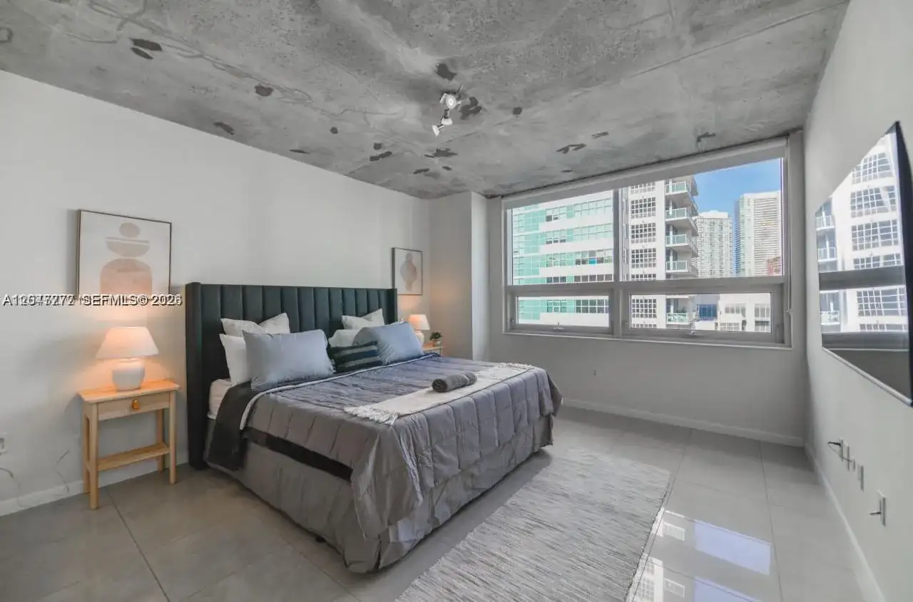 3250 NE 1st Ave # 901, Miami FL 33137 photo 4