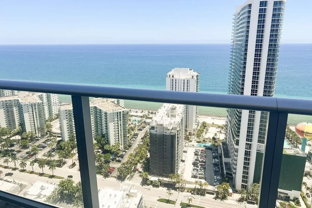 4010 S Ocean Dr # T3505, Hollywood FL 33019