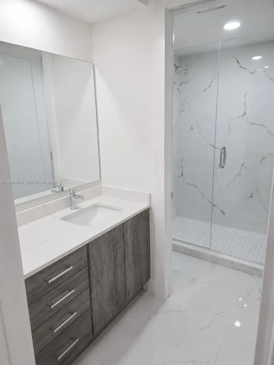 479 NE 210th Cir Ter # 28, Miami FL 33179