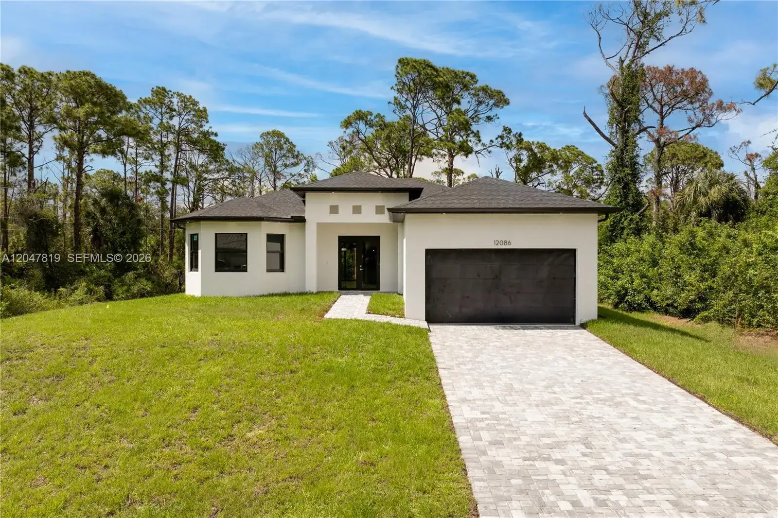 12086 Chamberlain Blvd, Port Charlotte FL 33953