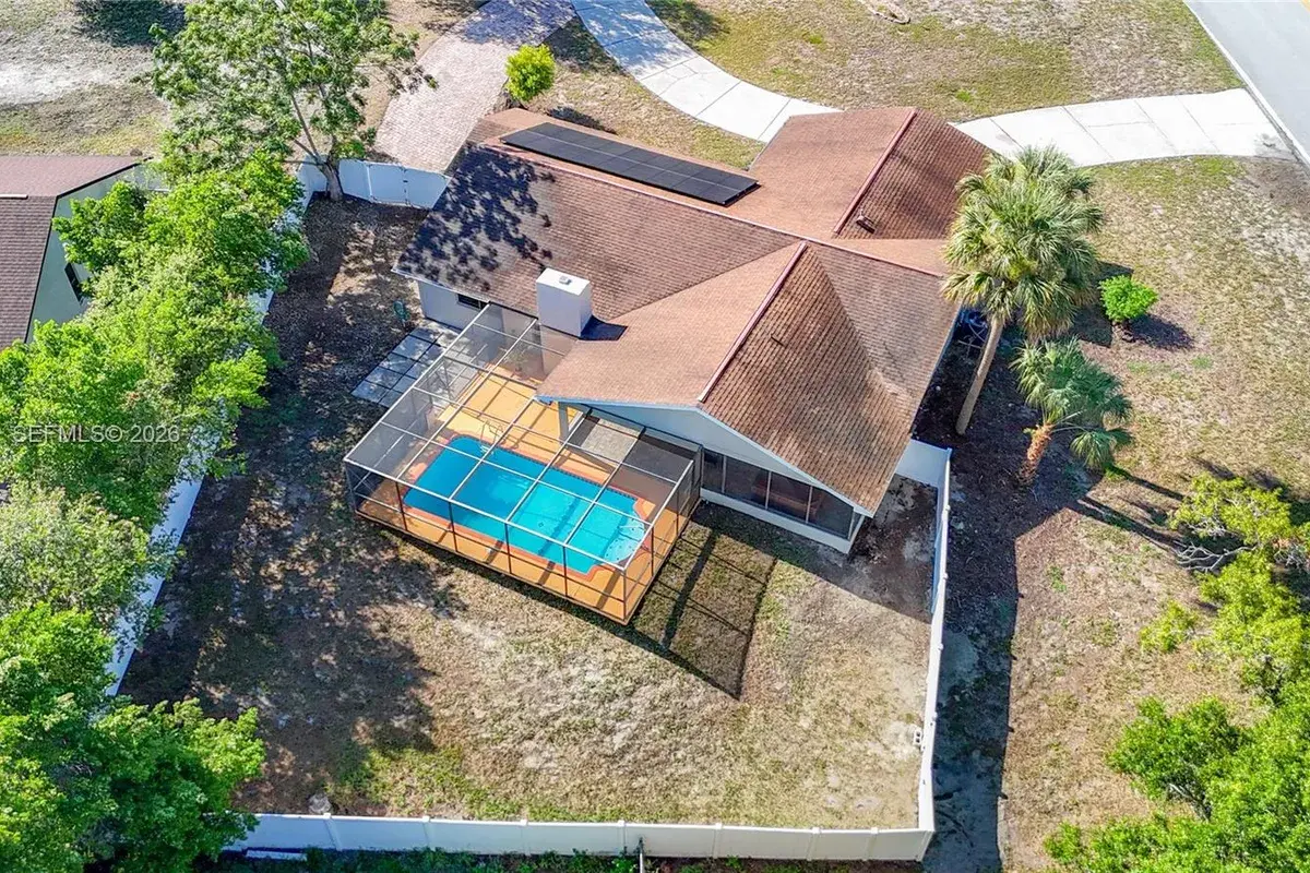 8209 Chaucer Dr, Spring Hill FL 34607
