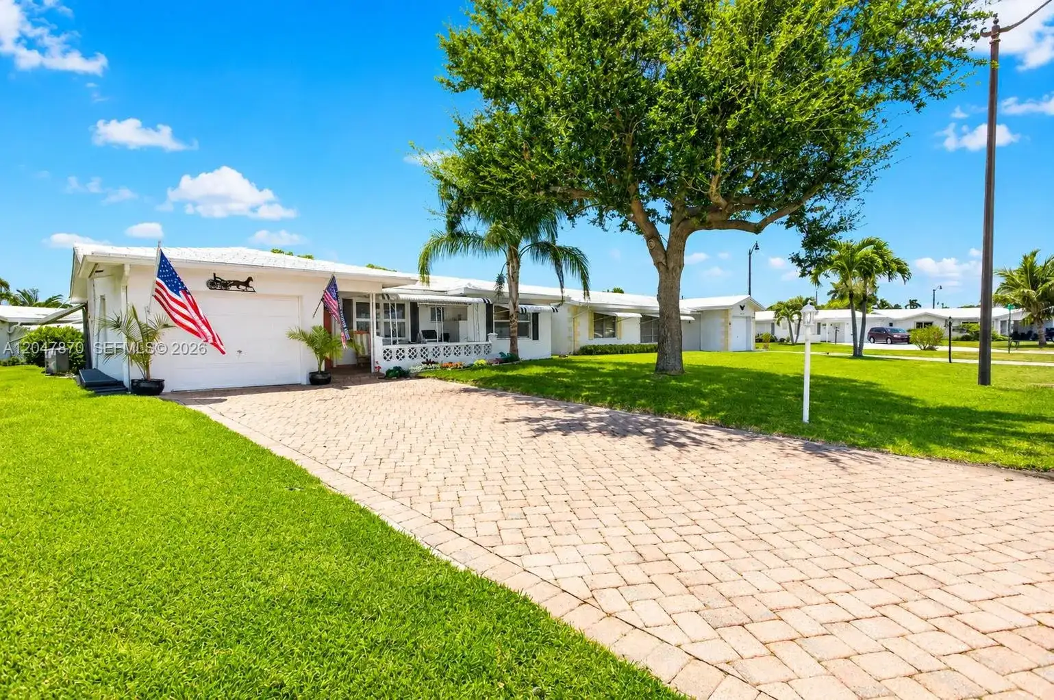 220 S Golf Blvd, Pompano Beach FL 33064 photo 2
