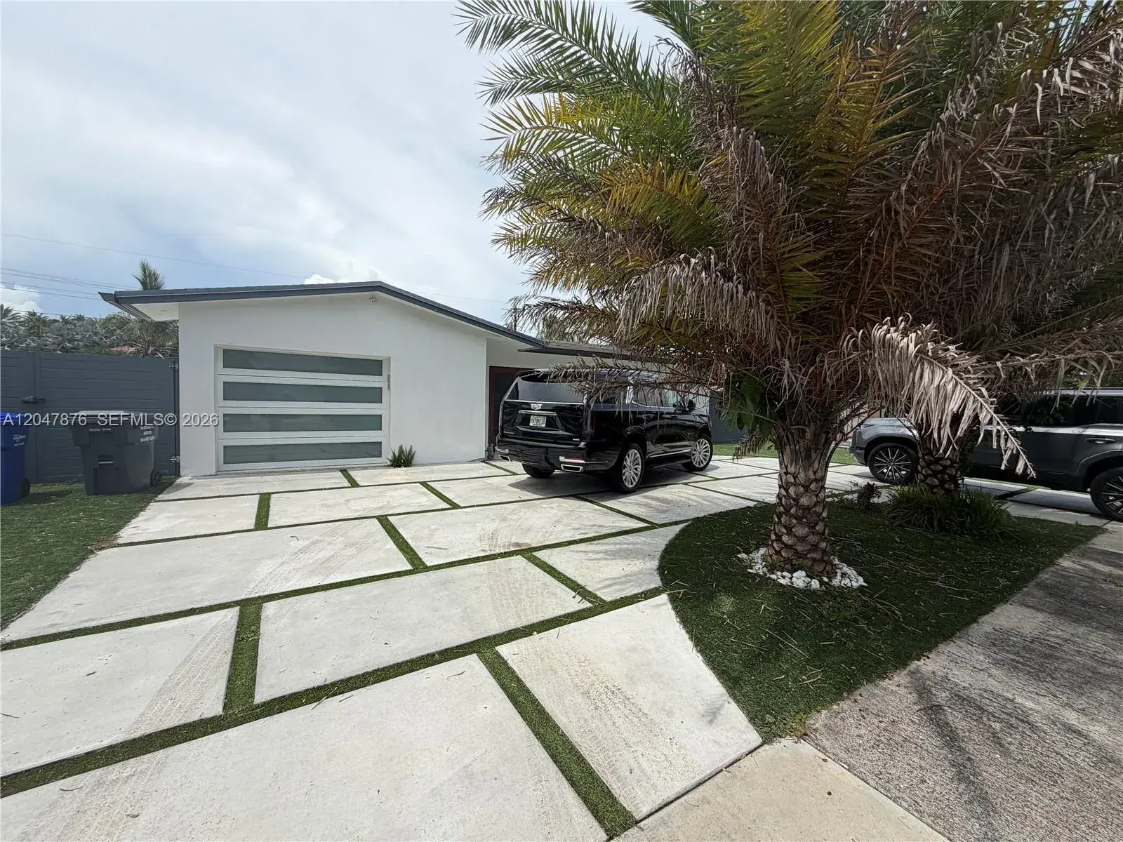 7525 Roosevelt St, Hollywood FL 33024