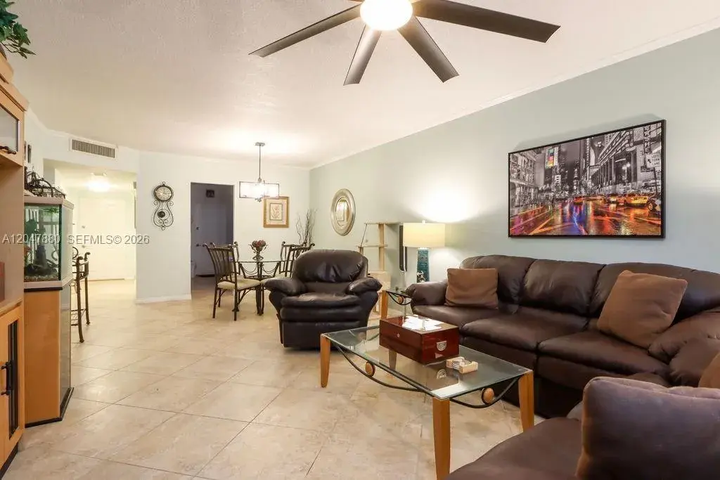 3575 Broken Woods Dr # 303, Coral Springs FL 33065