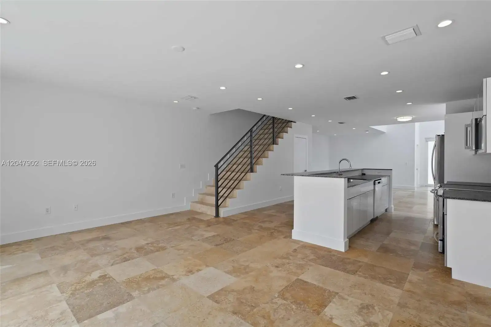 7004 NE 5th Ave, Miami FL 33138 photo 5