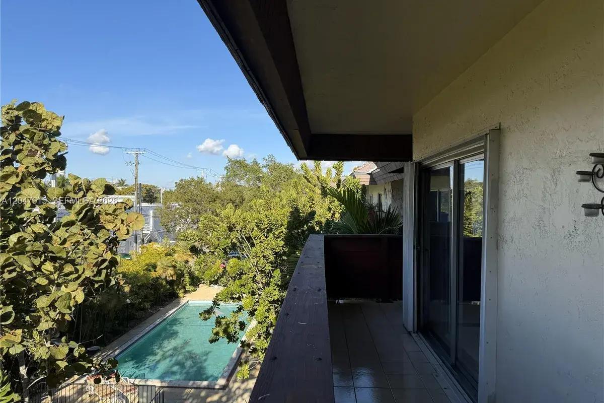1205 Mariposa Ave # 413, Coral Gables FL 33146