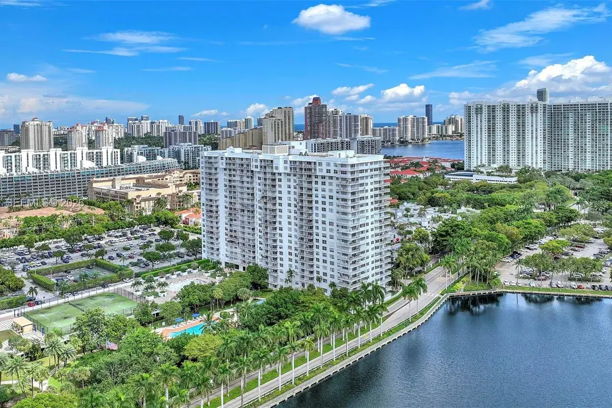 2851 NE 183rd St # 1811, Aventura FL 33160