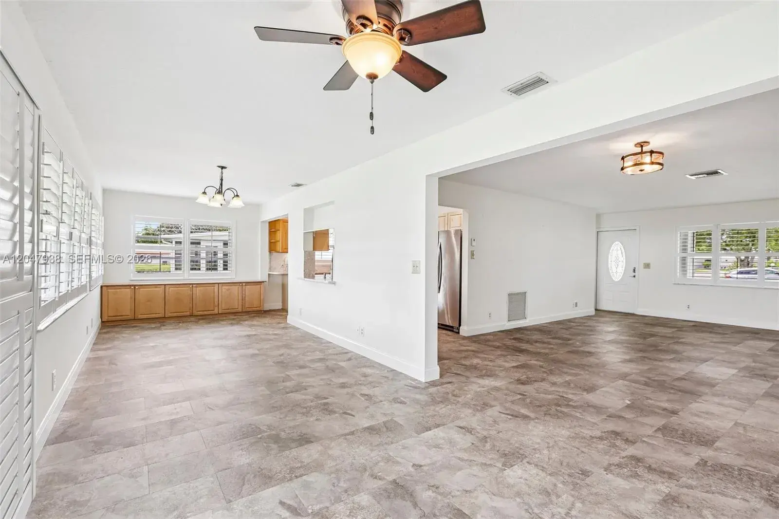 8855 NW 10th Pl, Plantation FL 33322