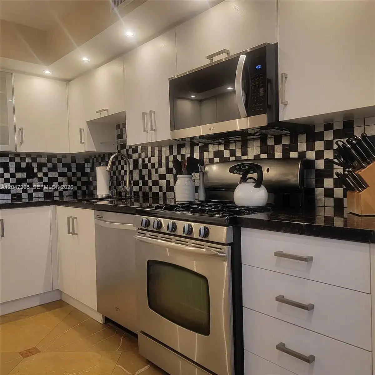 2030 S Ocean Dr # 1718, Hallandale Beach FL 33009 photo 4