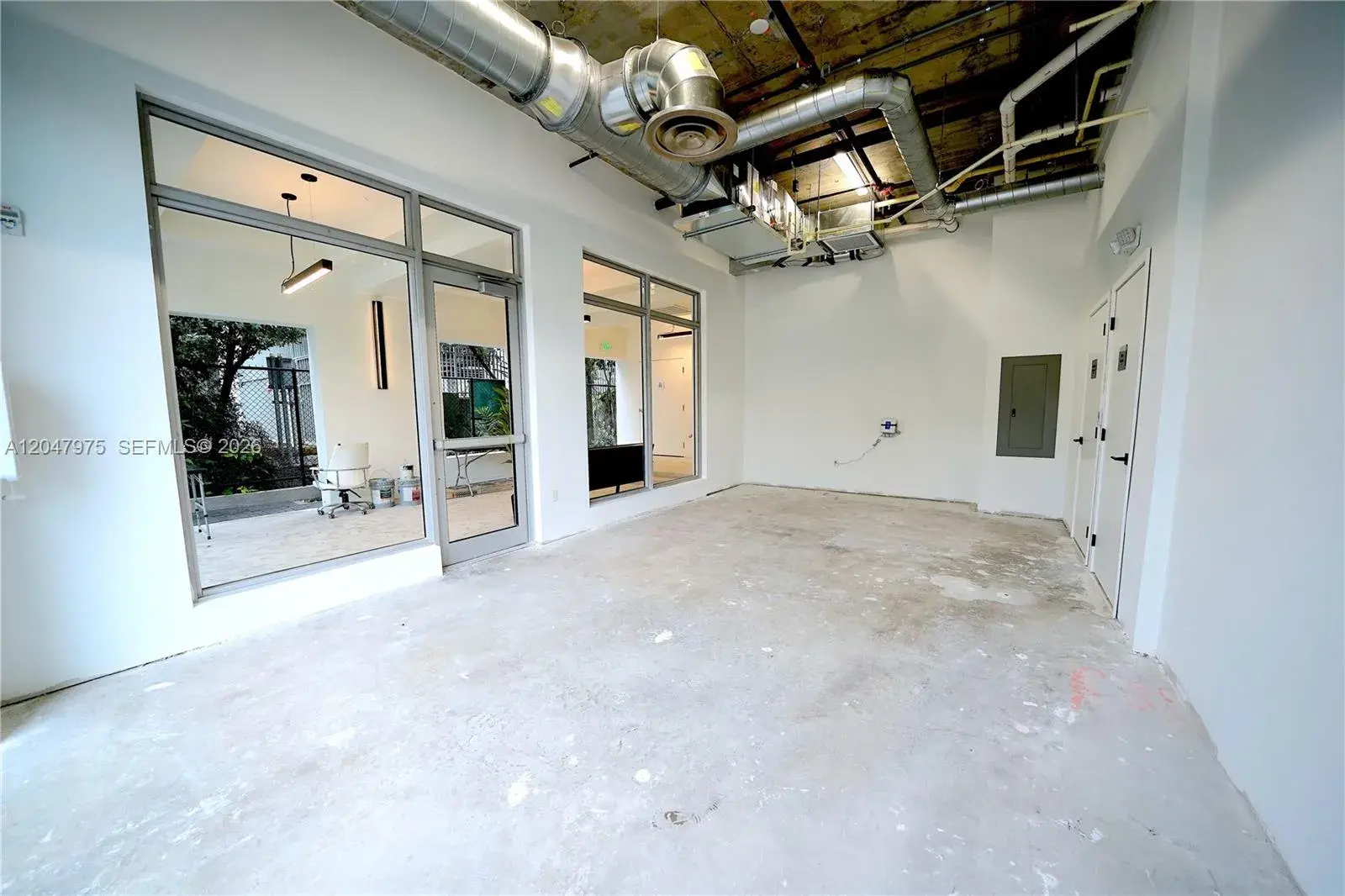 650 SW 1st St # 1, Miami FL 33130