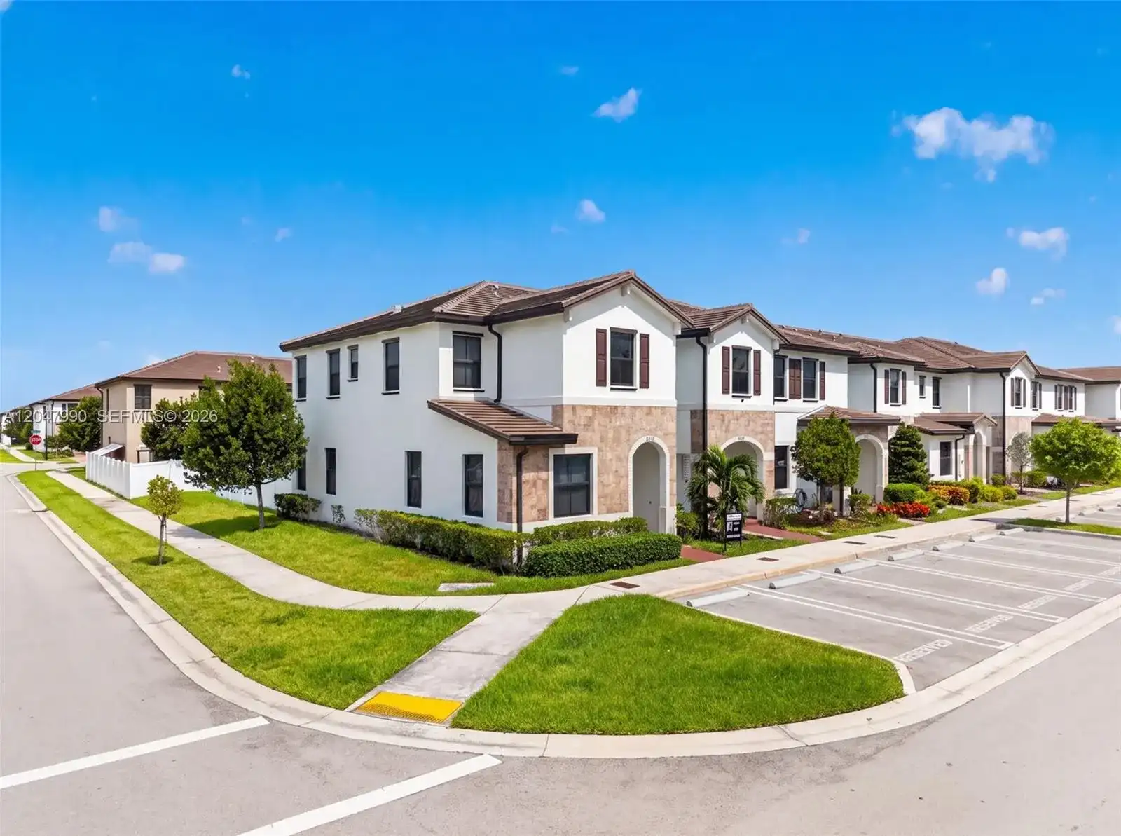 10908 W 32nd Ln, Hialeah FL 33018
