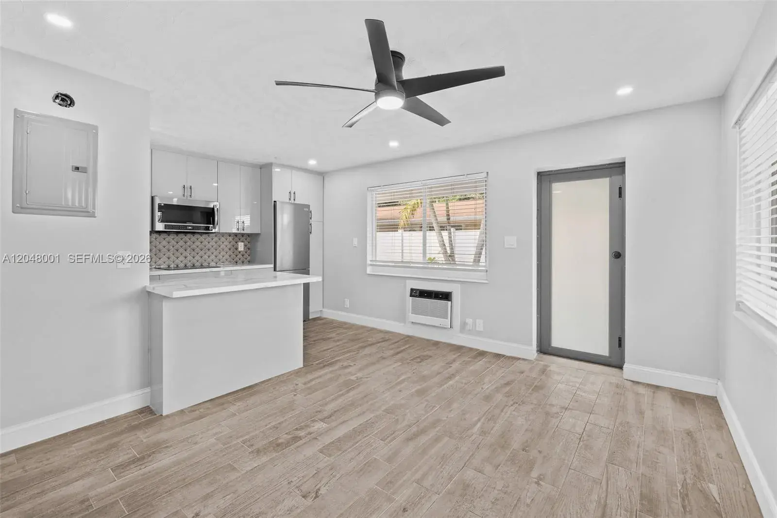 1634 NE 4th Pl, Fort Lauderdale FL 33301