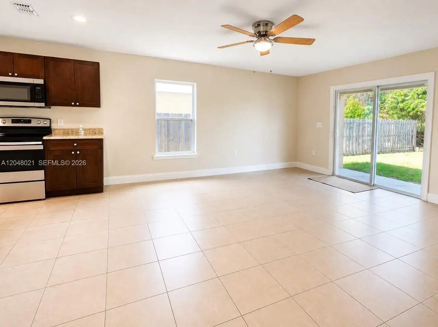 642 Heraldo CT # A, Kissimmee FL 34758 photo 4