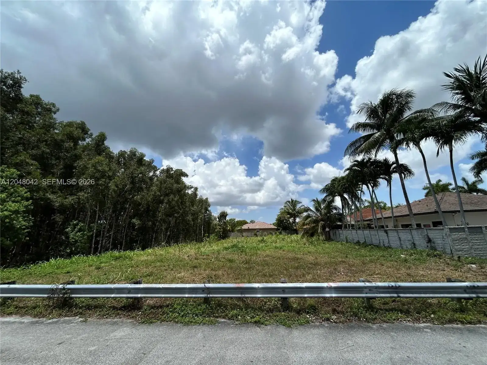 148 SW 32 Lane, Miami FL 33185 photo 3