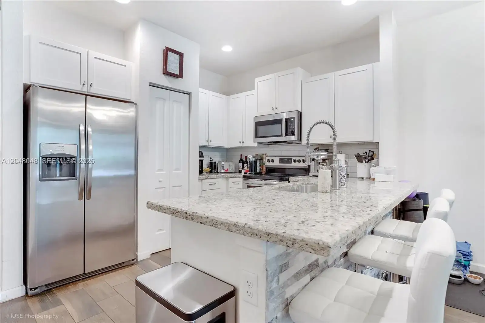355 SE 1st Dr, Deerfield Beach FL 33441 photo 4