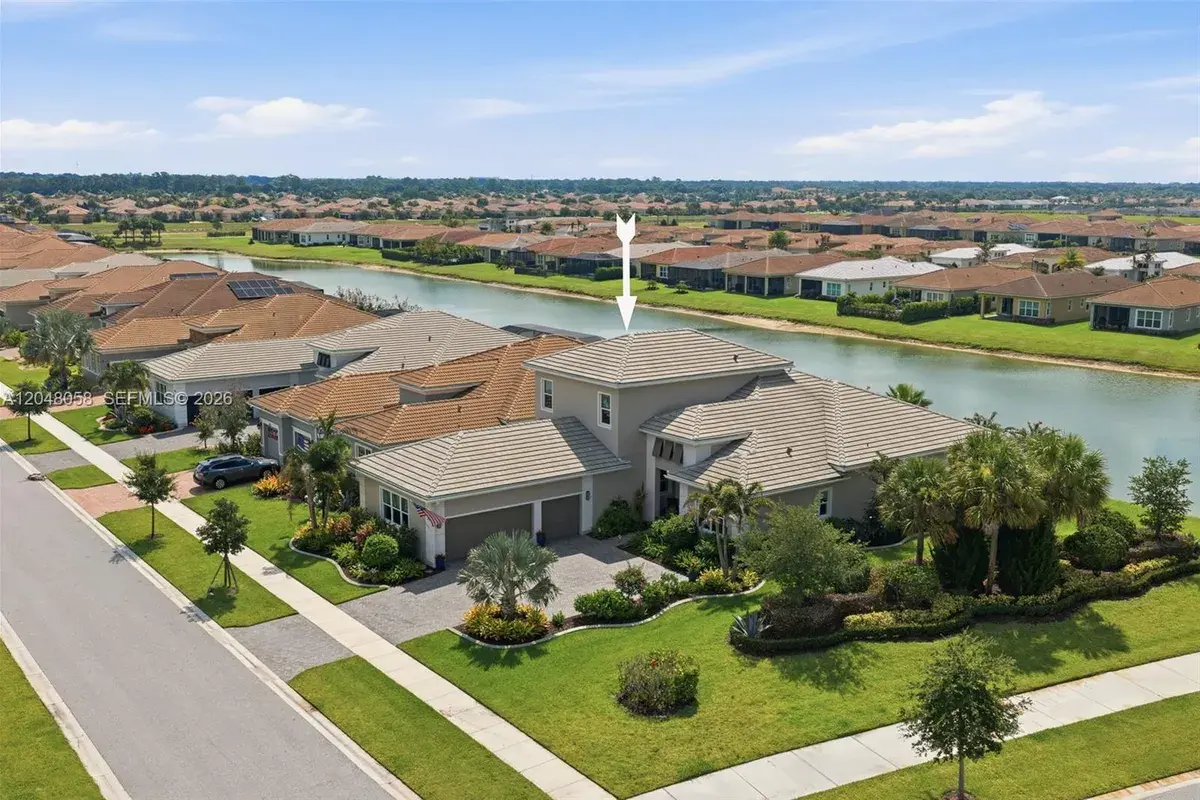 9111 SW Roccia Way, Port St. Lucie FL 34987