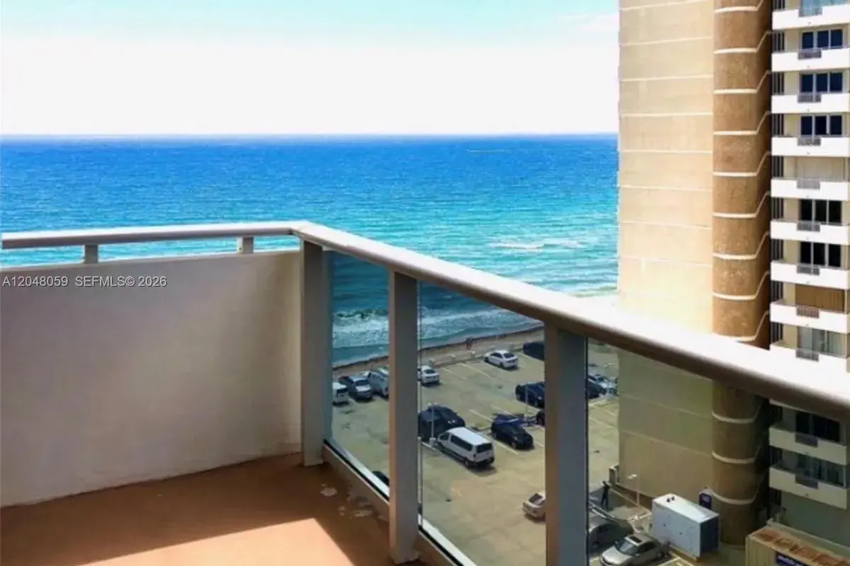 3140 S Ocean Dr # 1003, Hallandale Beach FL 33009