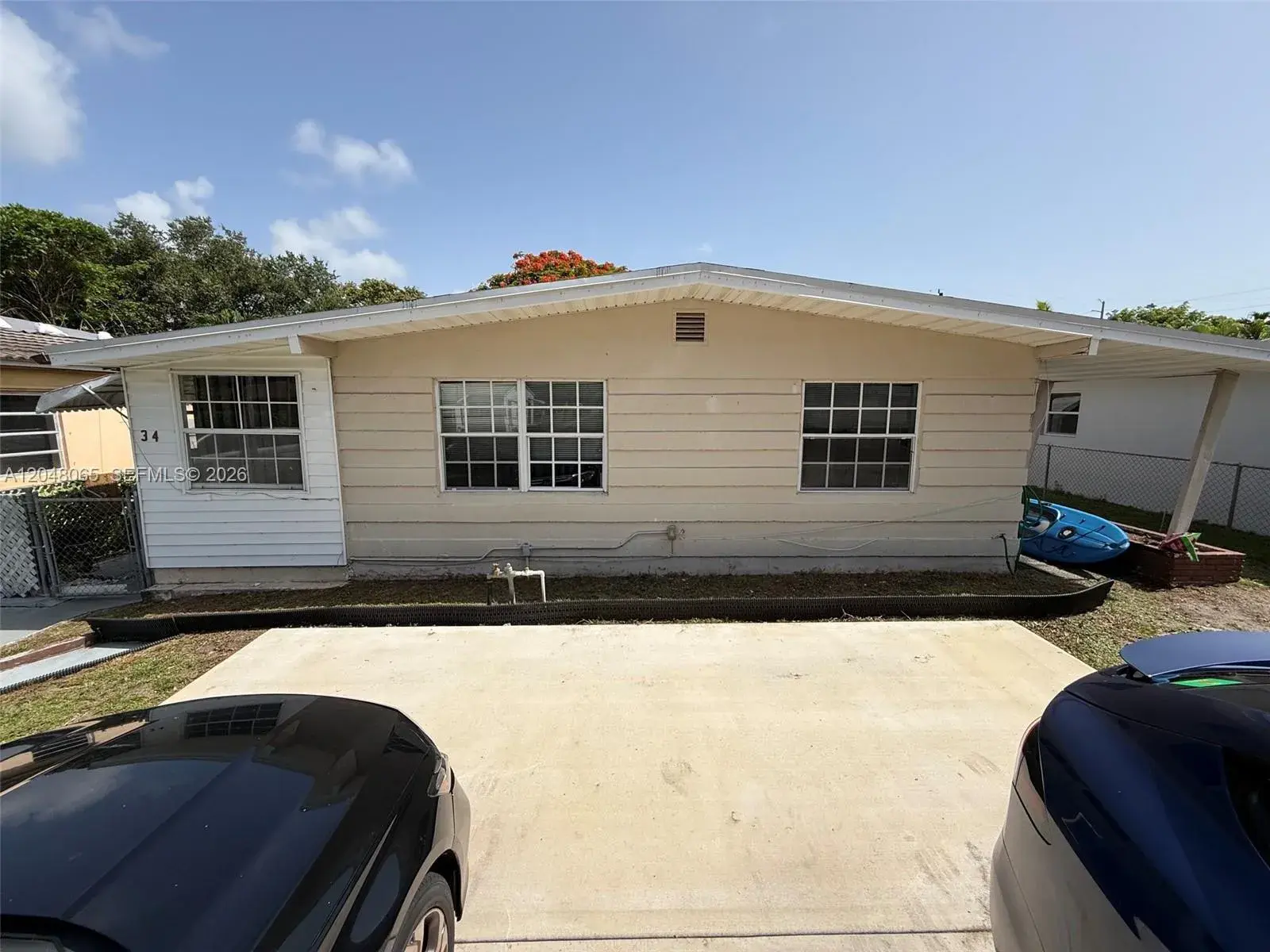 34 SW 5th St # 2, Hallandale Beach FL 33009