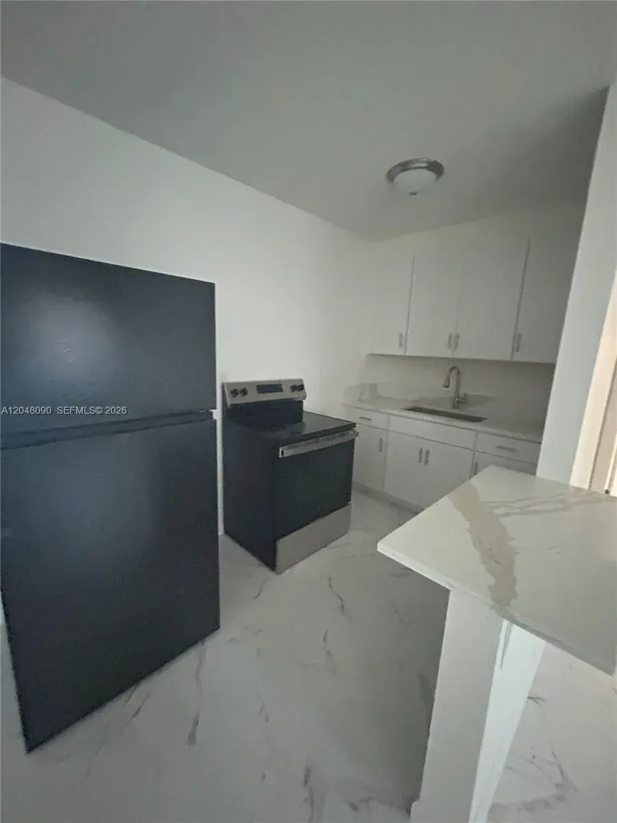1119 NE 15th St # 4, Fort Lauderdale FL 33304