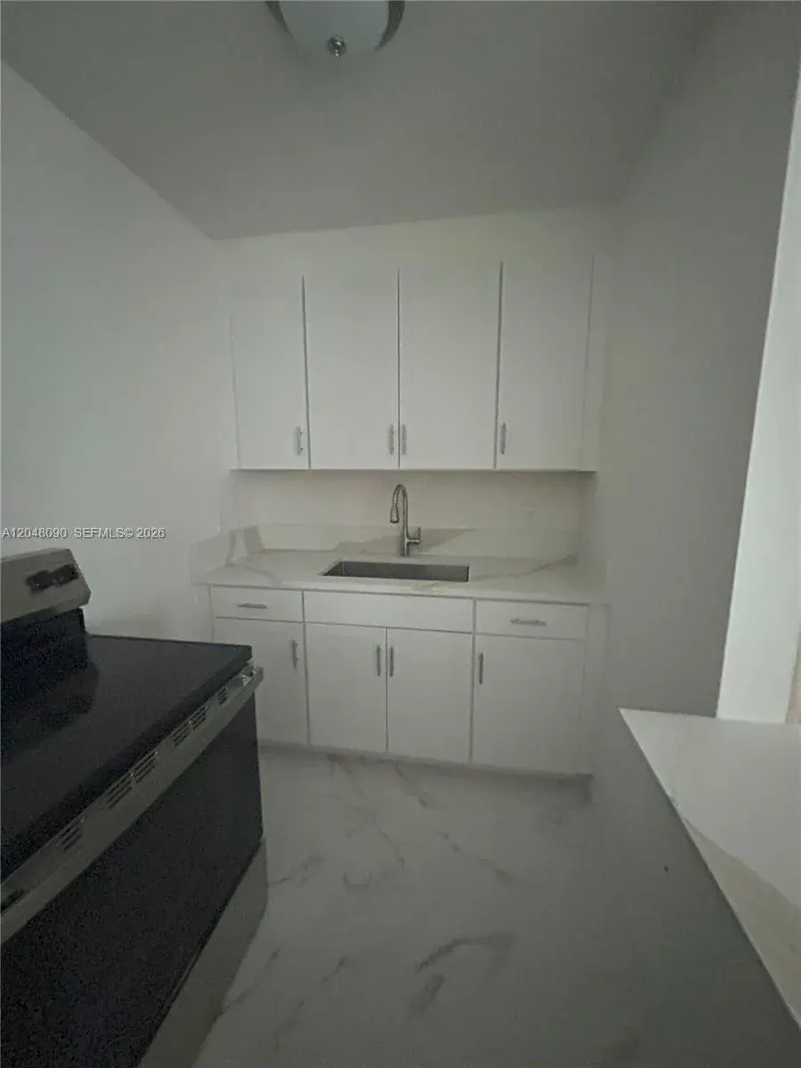 1119 NE 15th St # 4, Fort Lauderdale FL 33304