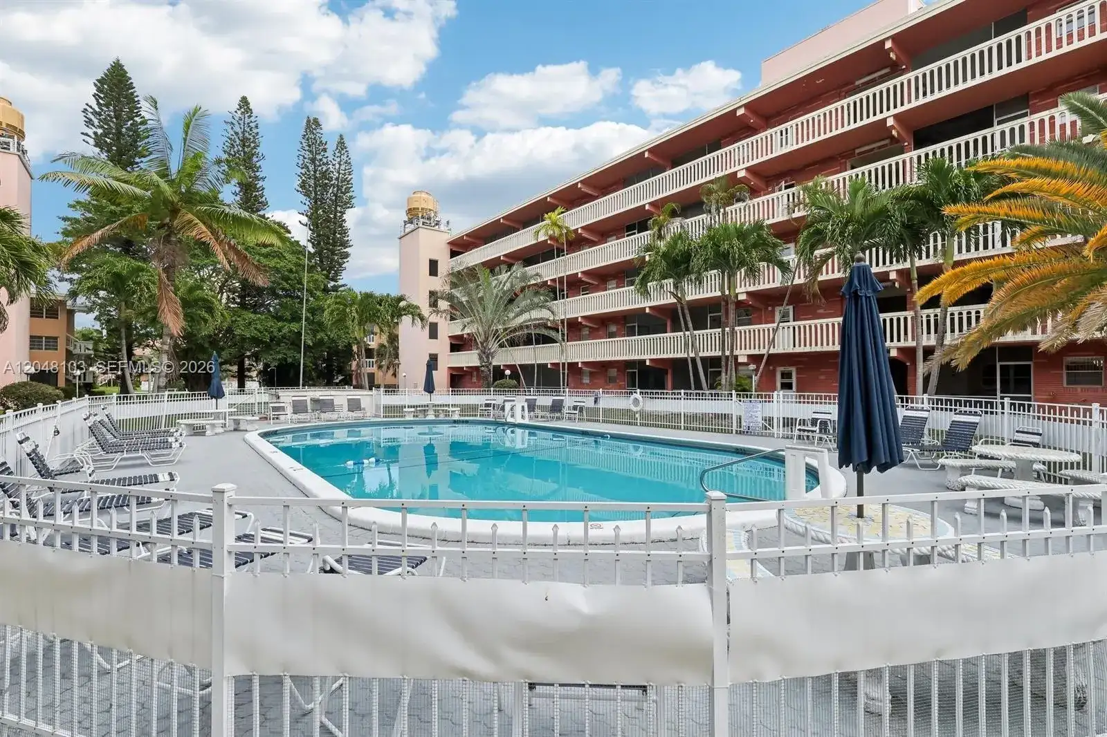 200 NE 12th Ave # 3E, Hallandale Beach FL 33009 photo 2