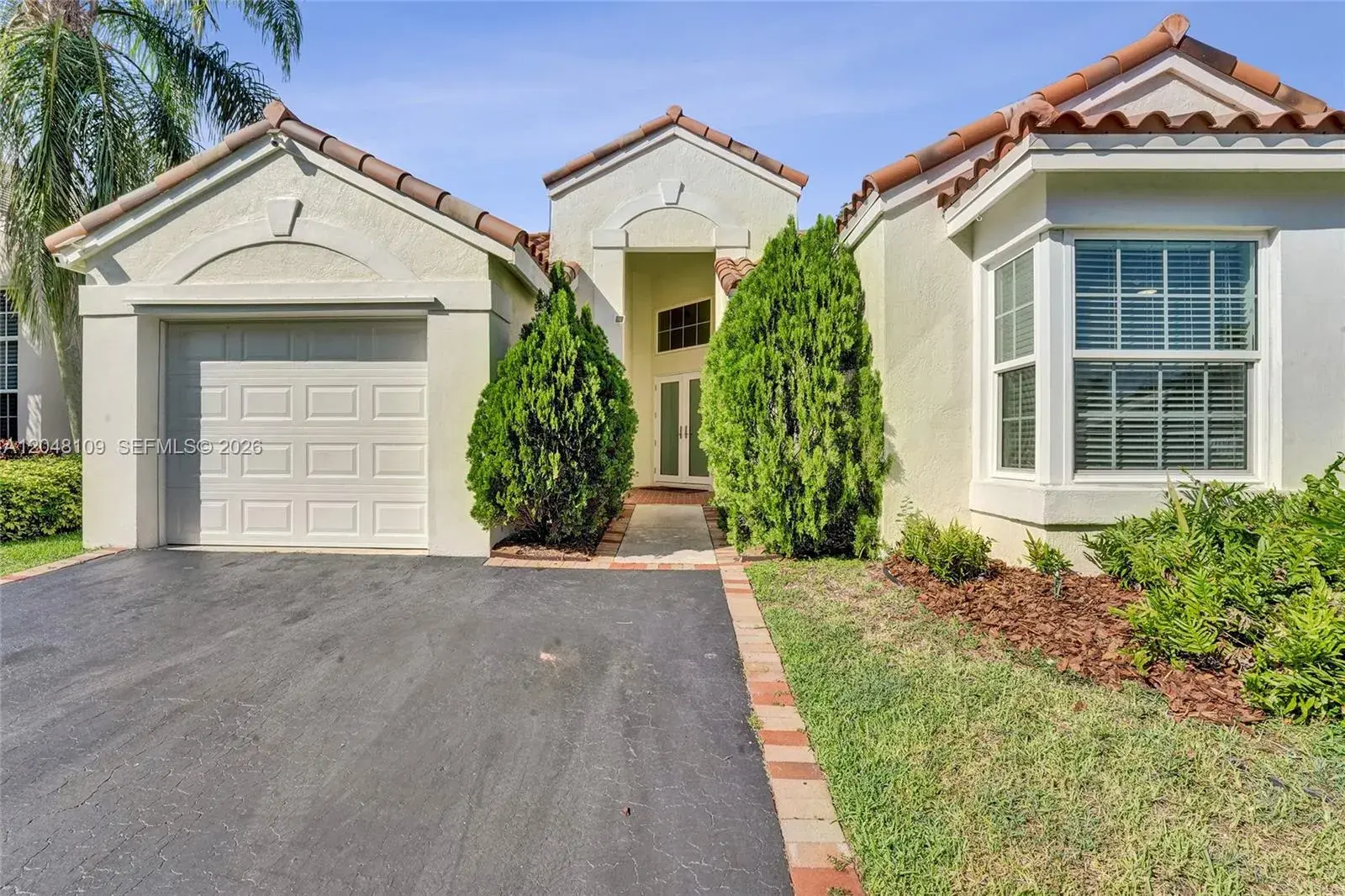 507 Bridgeton Rd, Weston FL 33326
