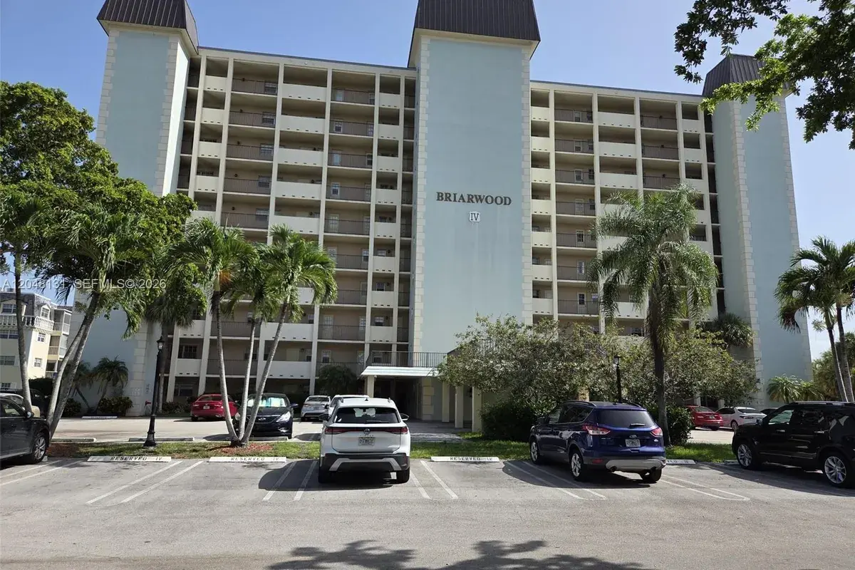 9101 W Sample Rd # 102, Coral Springs FL 33065