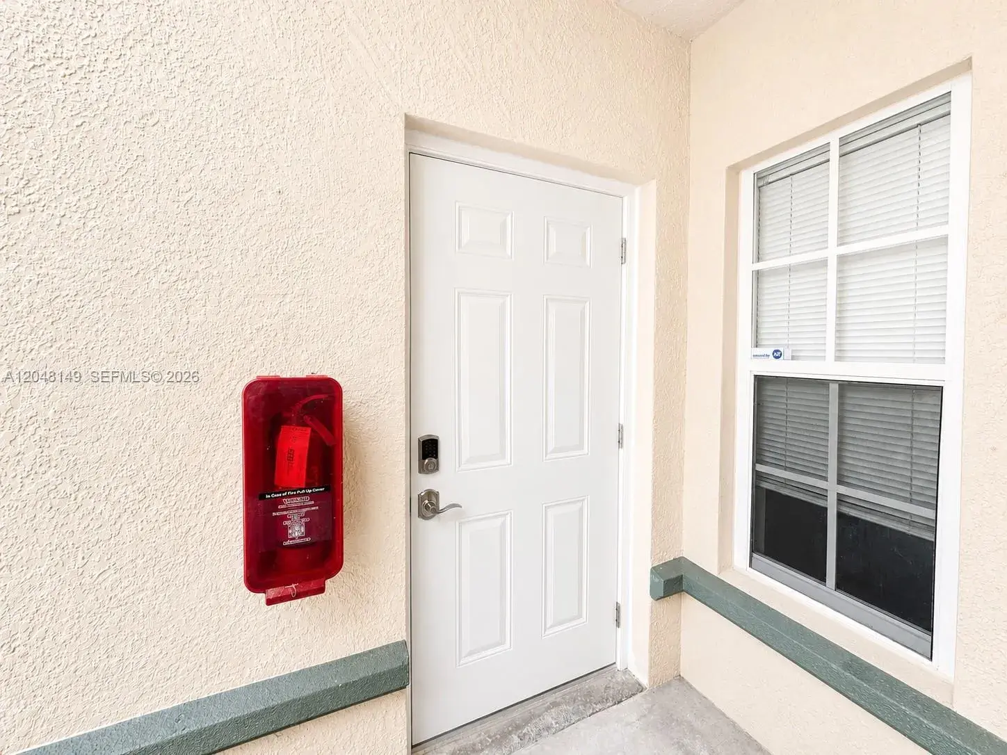2452 Centergate Dr # 102, Miramar FL 33025