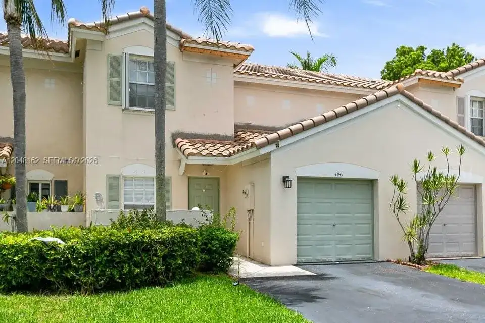 4941 SW 32nd Ter, Dania Beach FL 33312 photo 2