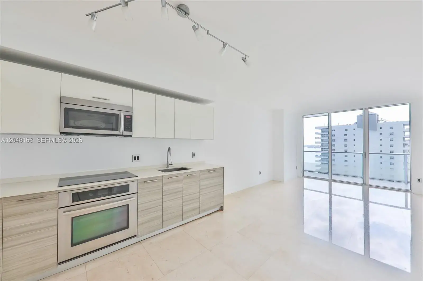 1300 Brickell Bay Dr # 1206, Miami FL 33131