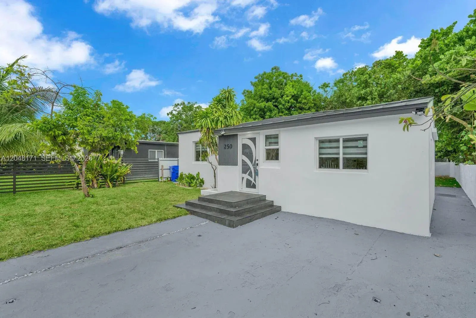 250 NW 45 ST, Miami FL 33127