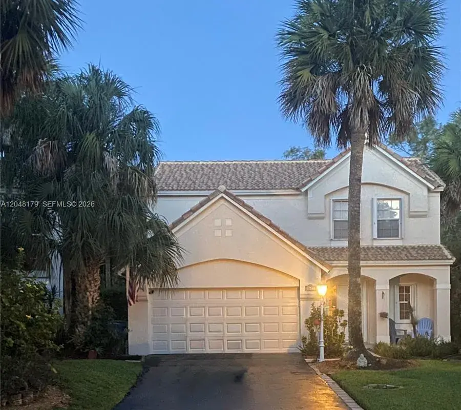 3871 Jasmine Ln, Coral Springs FL 33065